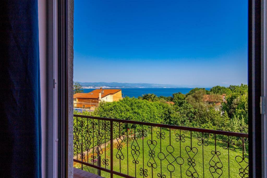 Ičići Apartment Roza, Sea View, Free Parking מראה חיצוני תמונה